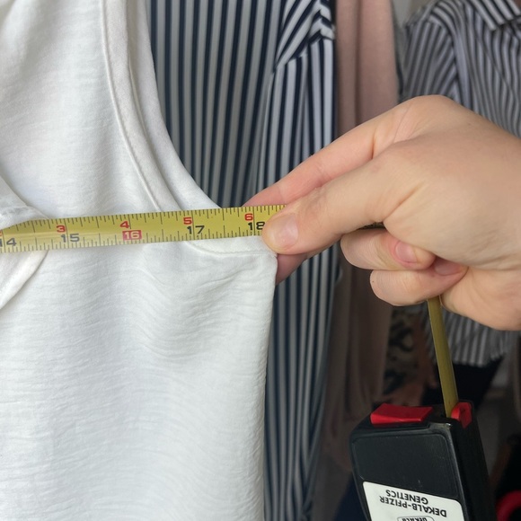 FSL + Apparel White Ruffle Neck Blouse S - Picture 3 of 5